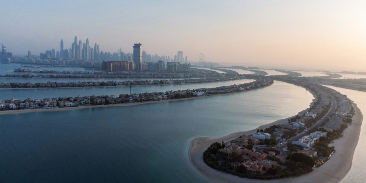 ausblick-auf-palm-jumeirah-im-dubai-urlaub